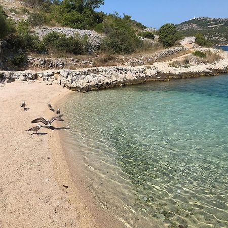 شقة Days@Sea Primošten المظهر الخارجي الصورة