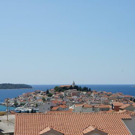 شقة Days@Sea Primošten المظهر الخارجي الصورة